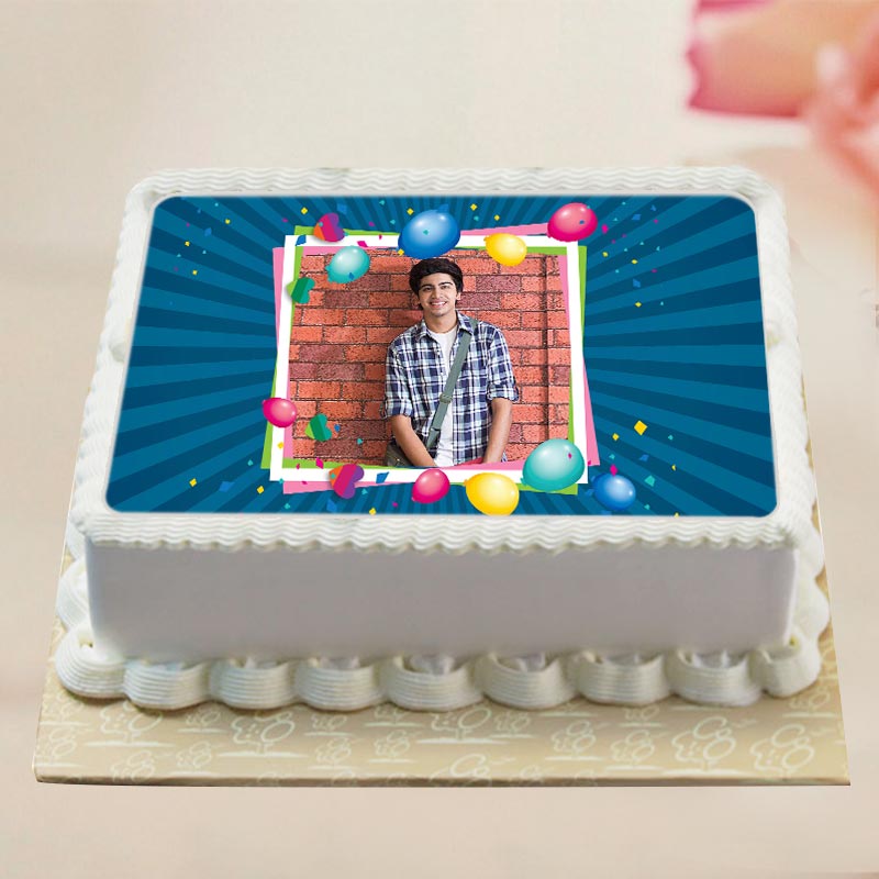 Cake with photo and frame Gifts | Confiserie Bachmann Lucerne