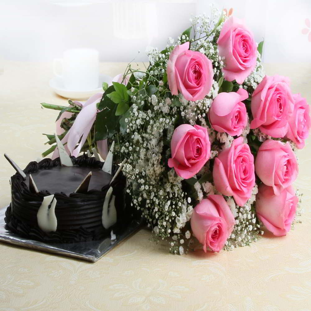 Buy FERNS N PETALS Rose Flower Bouquet and Cake Combo | Shoppers Stop