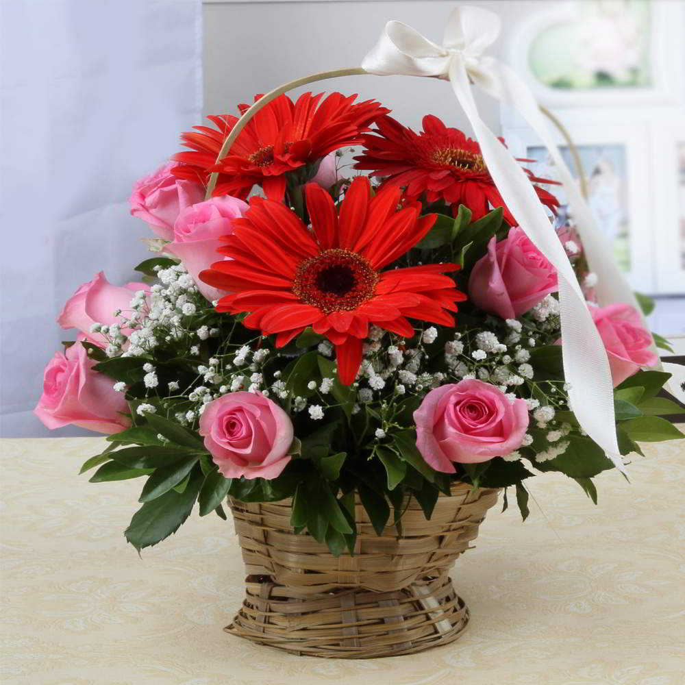 Same Day Delivery Flowers, Gifts And Cakes Online | Within 4 Hrs Delivery |  FlowerAura